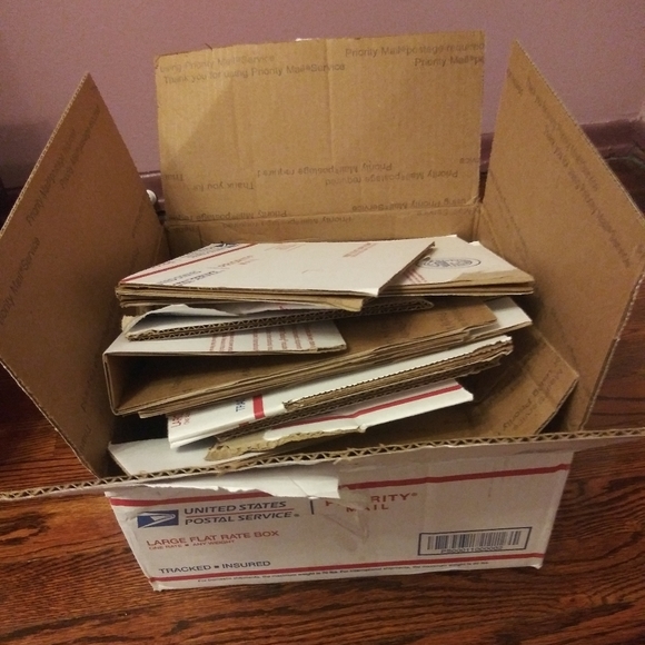 Box - Picture 2 of 2